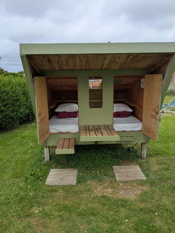 Zahrada ubytování Camping Kerlaudy Mer et Yourtes