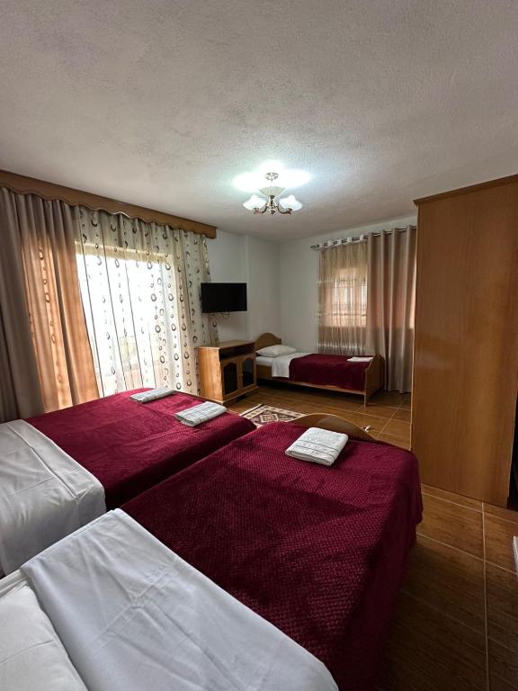 Postel nebo postele na pokoji v ubytování Camping & Guest House Herges