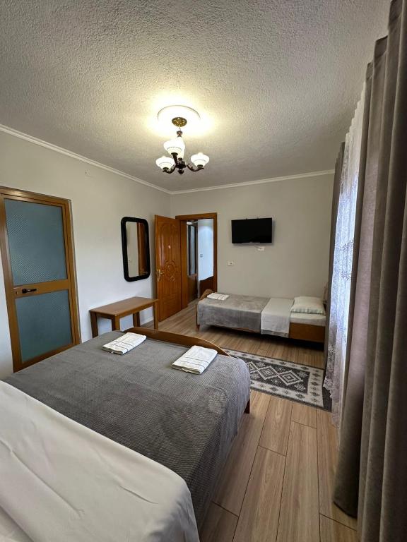 Postel nebo postele na pokoji v ubytování Camping & Guest House Herges