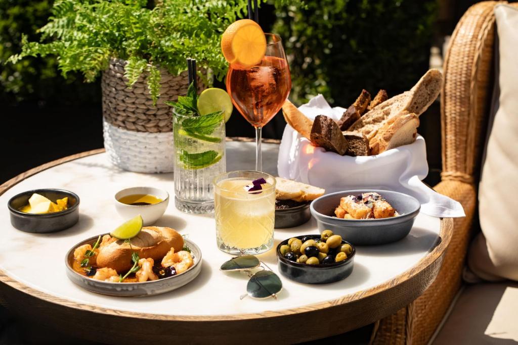 Killarney Royal Townhouse - Resim 18