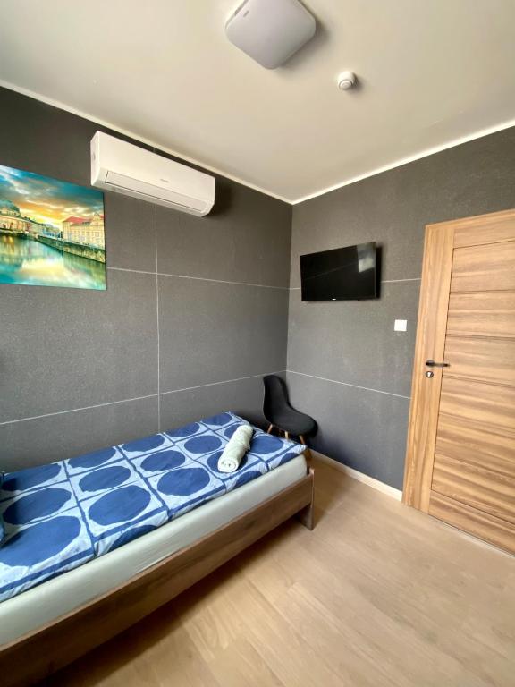 Hostel Kandulski - Habitación Individual Con Baño Privado