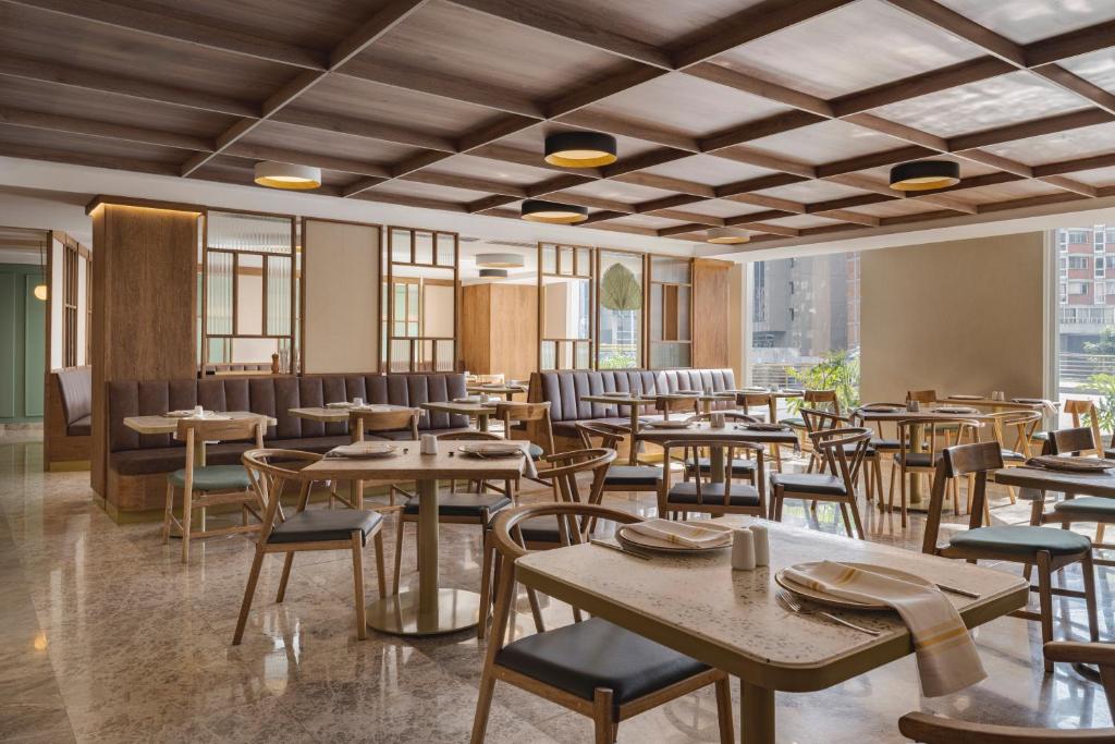 Restaurace v ubytování Four Points by Sheraton Tequendama, Bogota