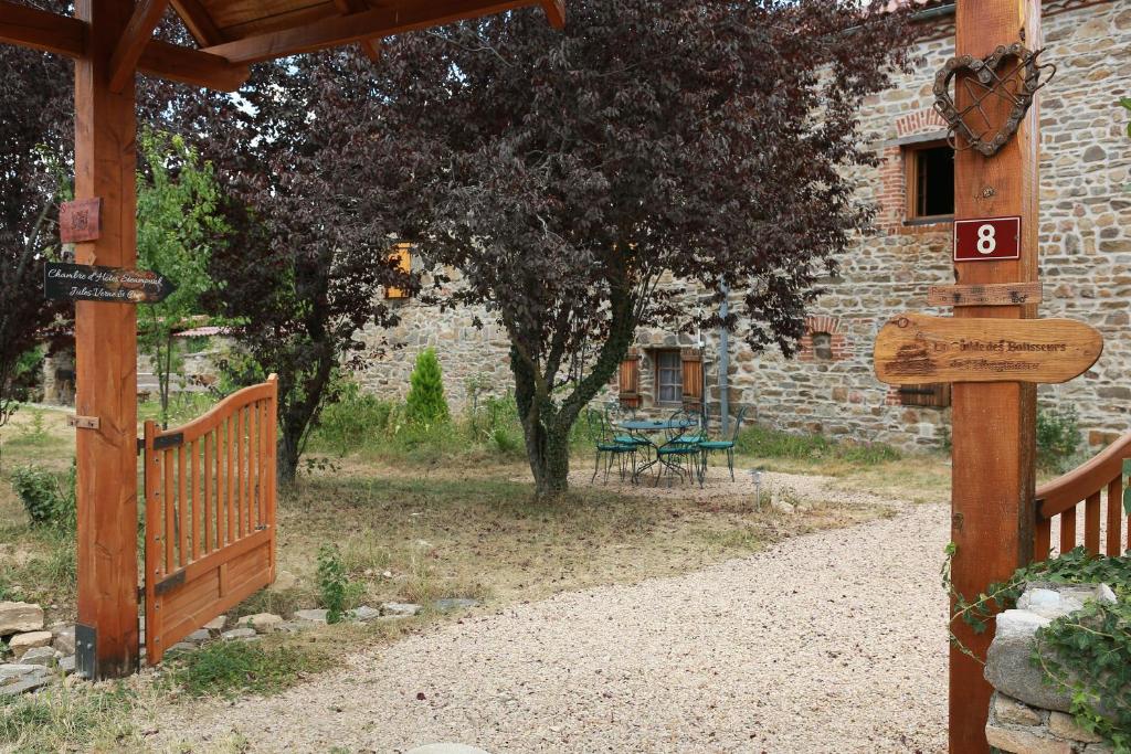 Photo de la galerie de l'établissement Chambre Steampunk Jules Vernes, à Bosbonparent