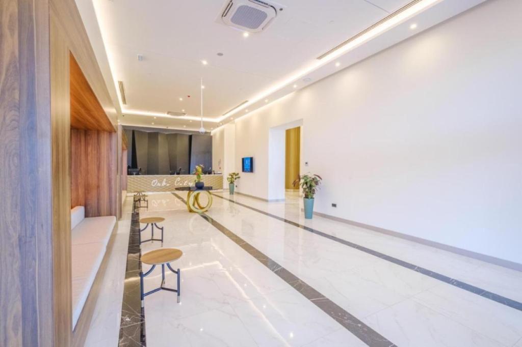 Sjónvarps- og/eða afþreyingartæki á Restful Sea View Aparthotel in Orbi City Batumi