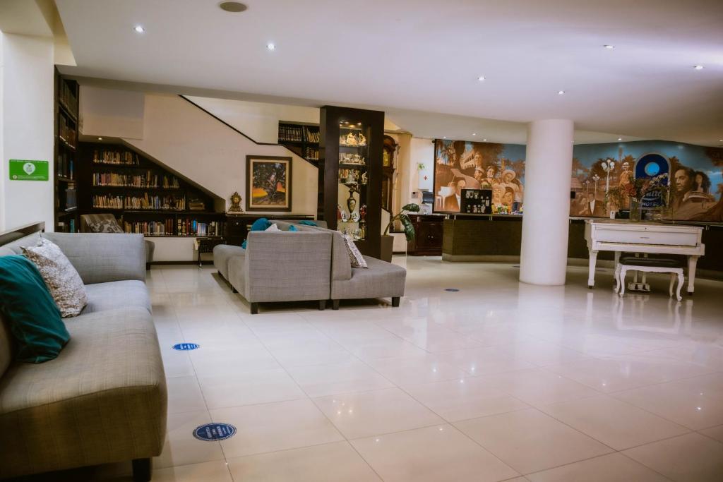 Posezení v ubytování Hotel Clara Luna