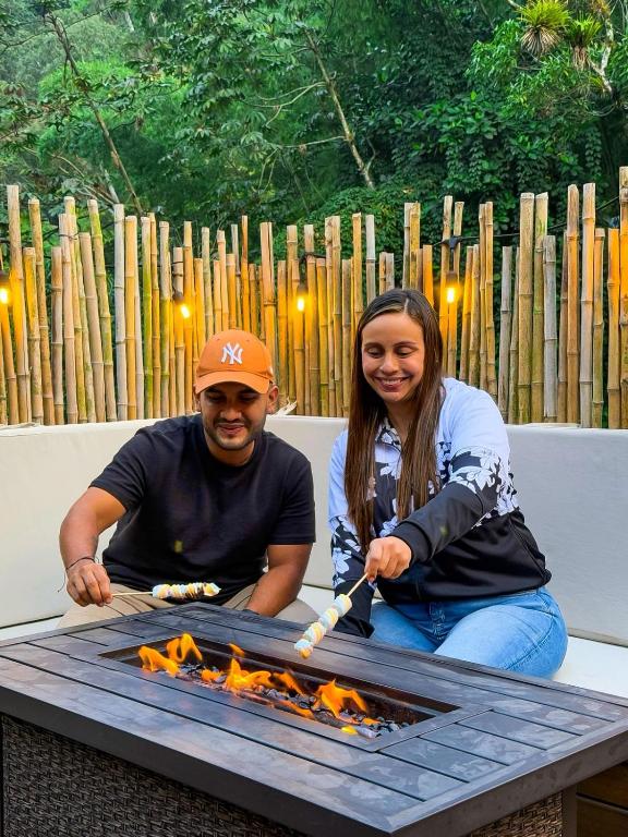 Majutusasutuse ALMAH GLAMPING külastajad