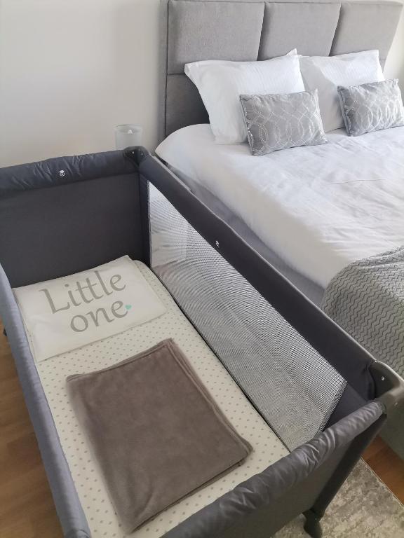 Postel nebo postele na pokoji v ubytování Devana S23