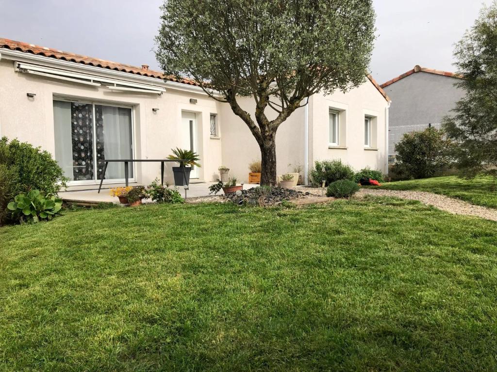 Photo de la galerie de l'établissement Maison agréable à Saliès avec jardin de 70 m²_2, à Saliès
