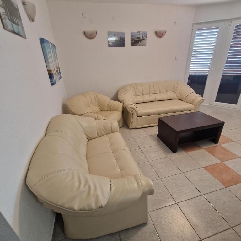 Posedenie v ubytovaní Haus Alexandra