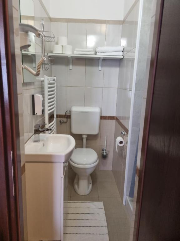 Villa Lucia - Apartments&Rooms - 9