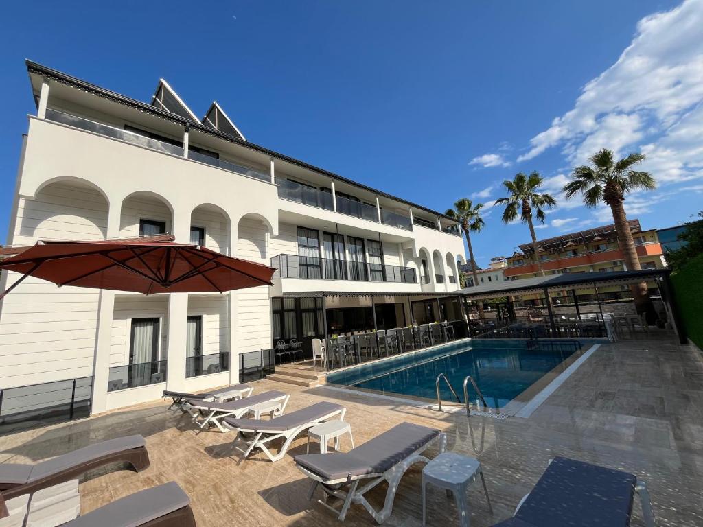 The swimming pool at or close to Jest Hotel