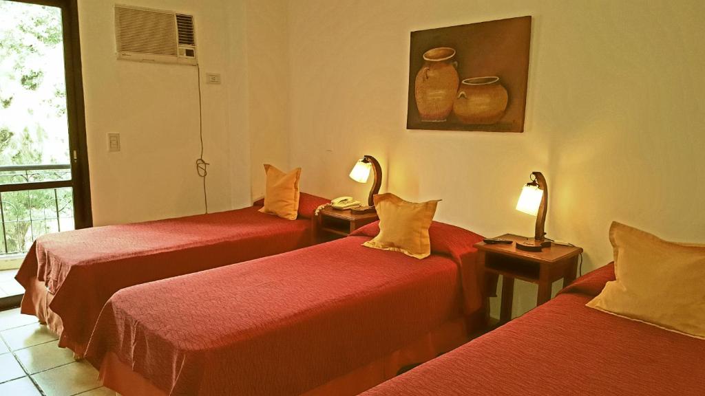 Altoparque Hotel Salta - Quarto Triplo