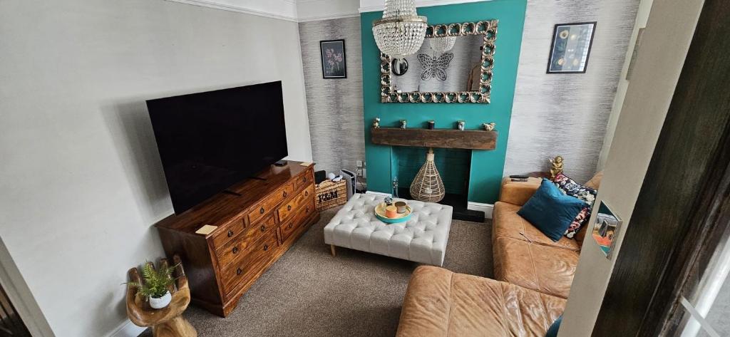 Lovely house in Redditch - Two-Bedroom House