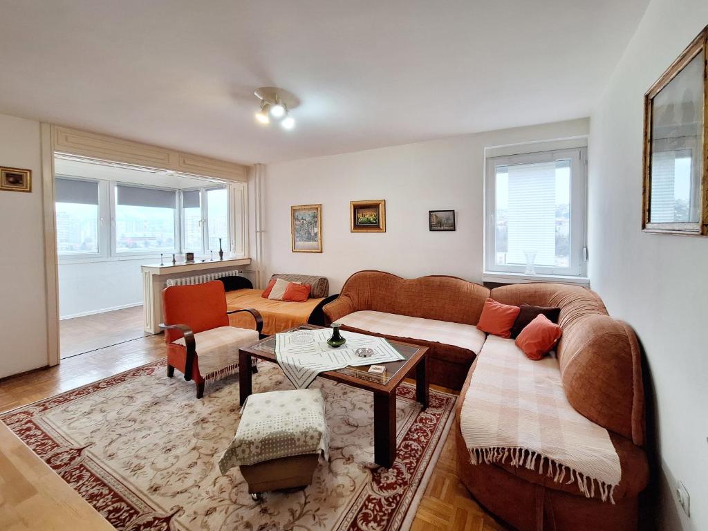 Posezení v ubytování Dvosoban stan sa predivnim pogledom - Čengić Vila