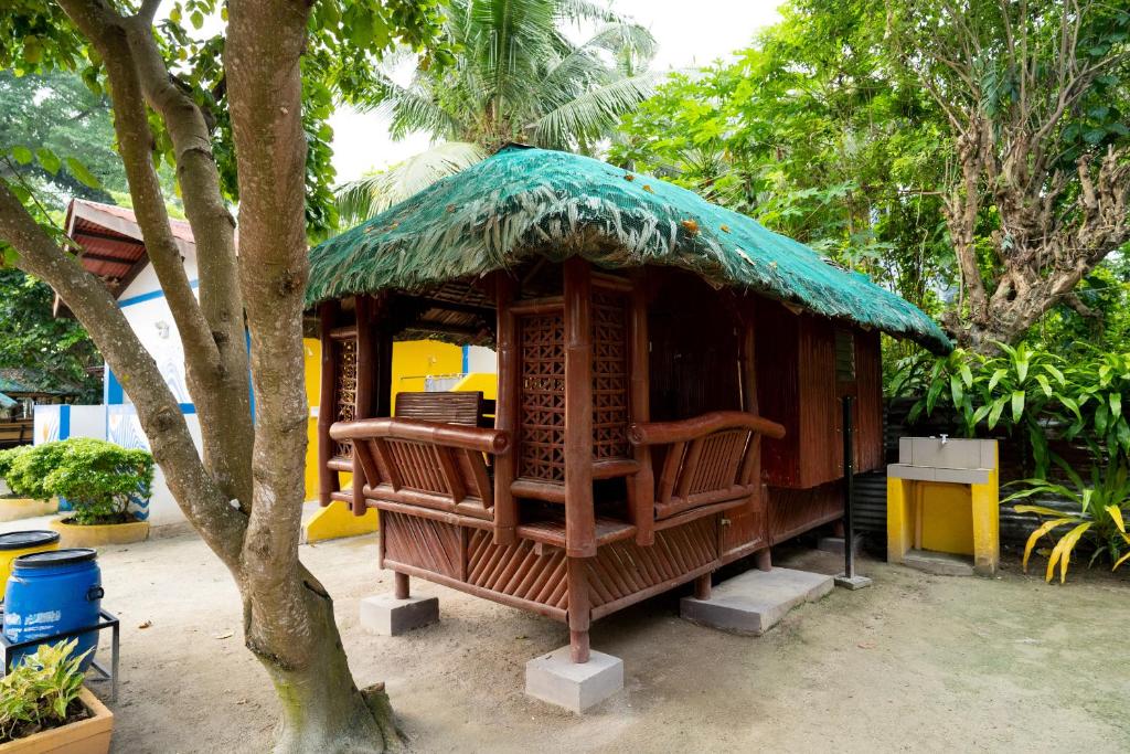 Zahrada ubytování AltaVista Beach Resort Samal powered by Cocotel