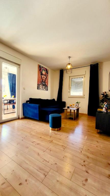 Posedenie v ubytovaní Blue Stone-with Parking, Terrace And Bbq