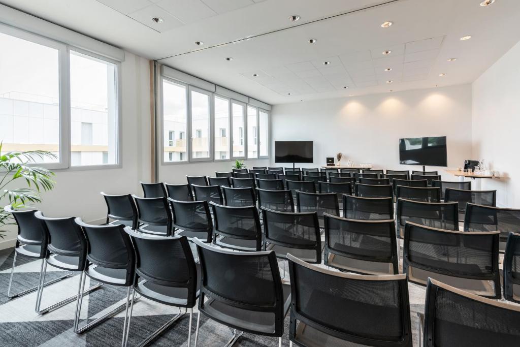 Holiday Inn Express & Suites Reims - Rives de Vesle by IHG - Resim 41