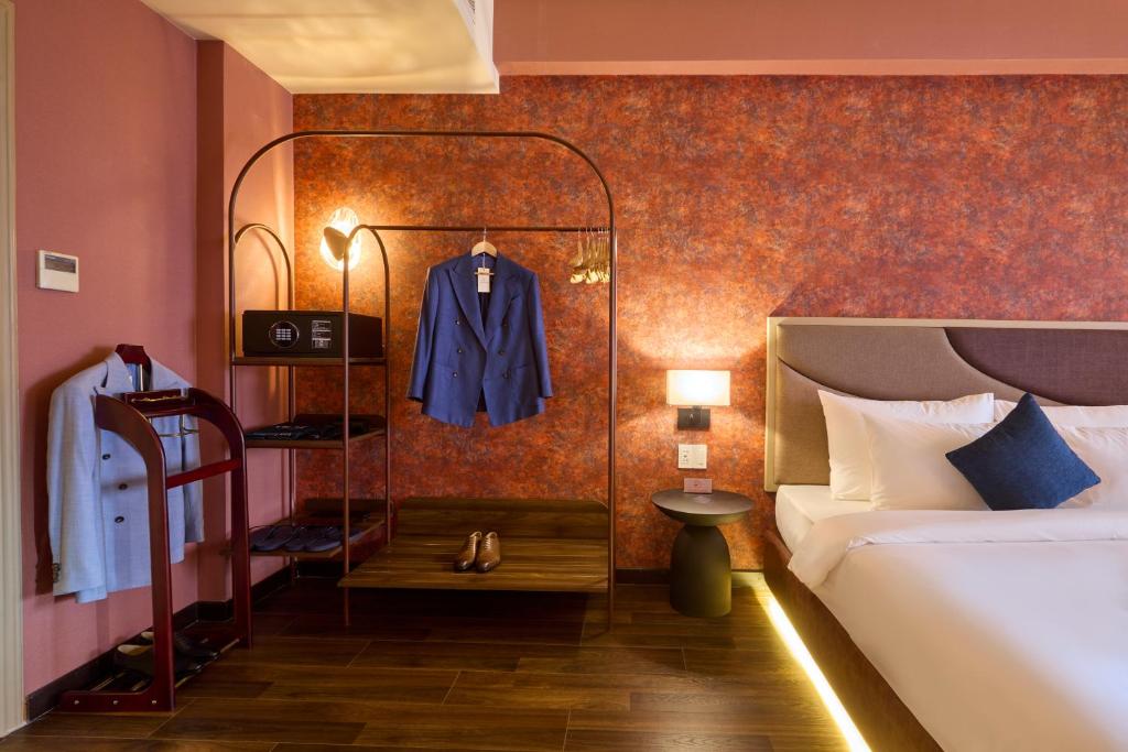Kin Signature Suite