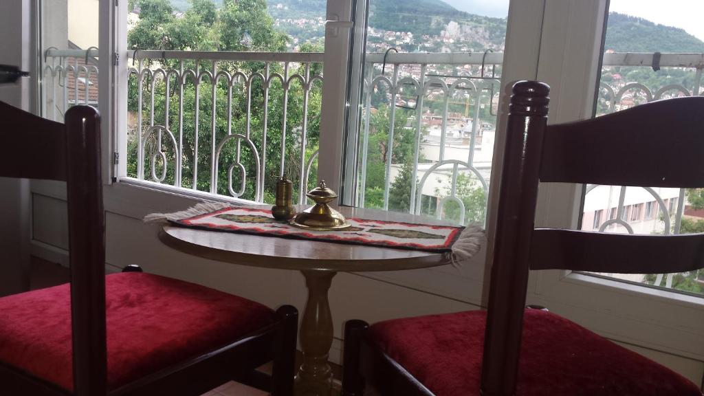 Nespecifikovaný výhled na hory nebo výhled na hory při pohledu z apartmánu