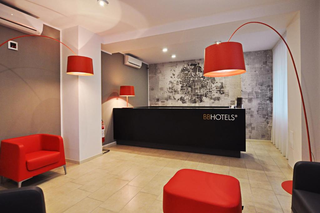 BB Hotels Aparthotel Visconti - Resim 10