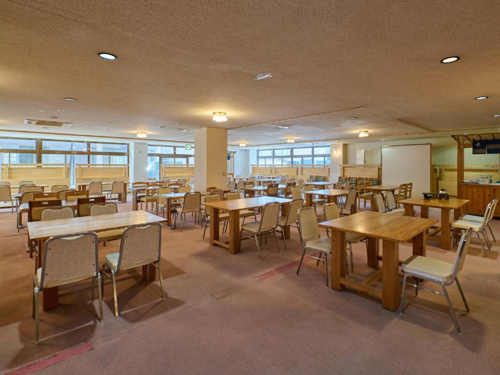 Restaurace v ubytování Owara View Hotel
