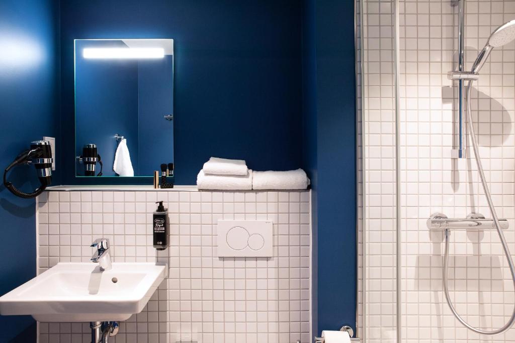 ibis budget Hotel Berlin Airport - Resim 19