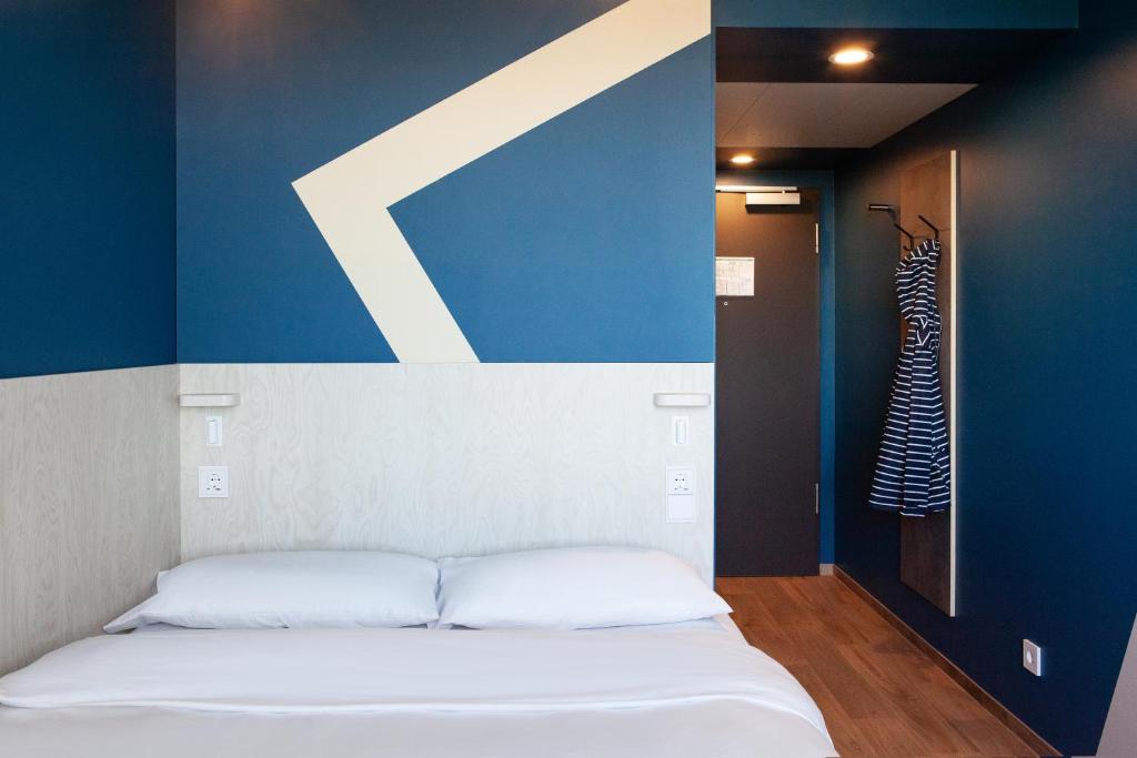 ibis budget Hotel Berlin Airport - Resim 16