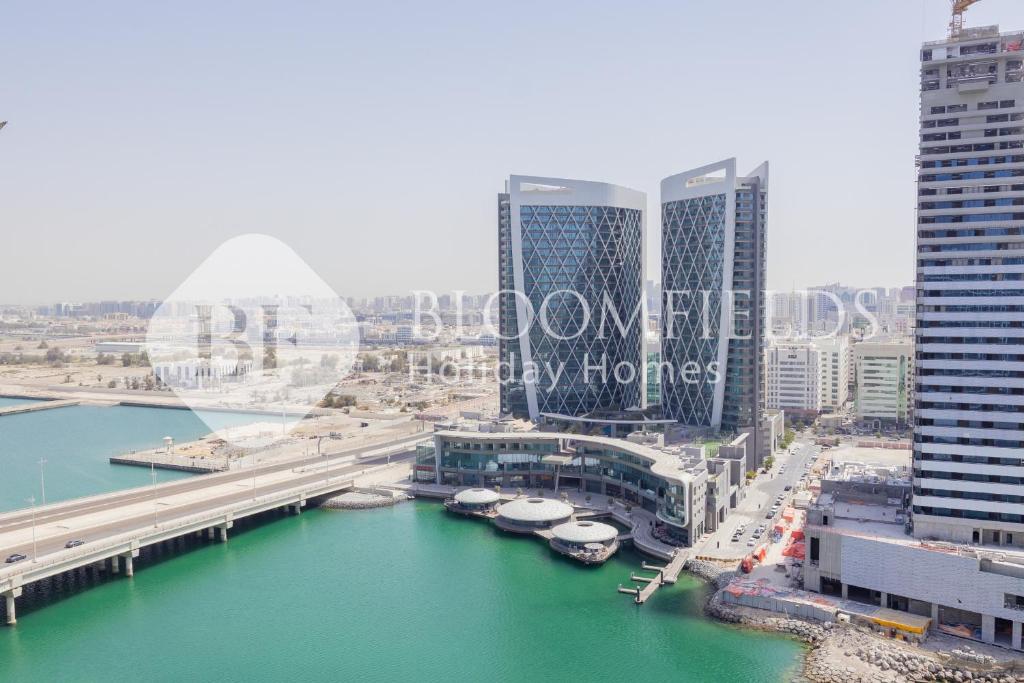 Θέα στο ποτάμι κοντά σε αυτό το διαμέρισμα