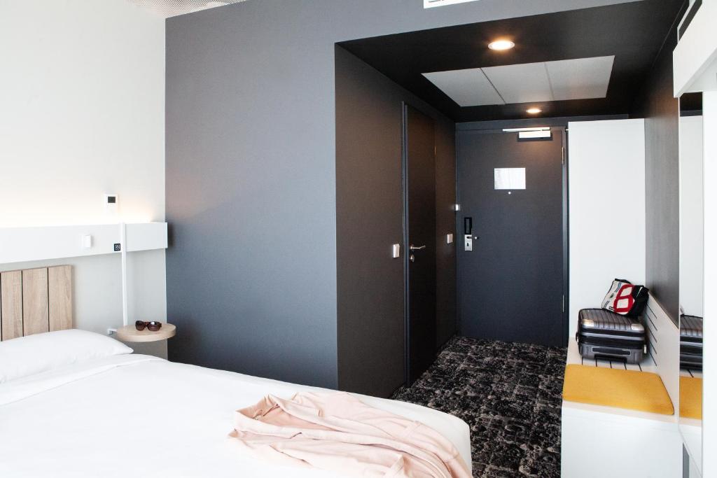 ibis Hotel Berlin Airport - 18