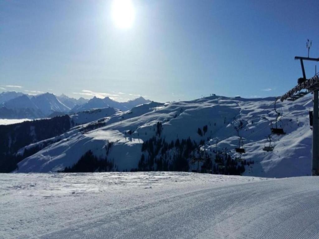 Spacious Apartment near Ski Area in Mittersill v zime