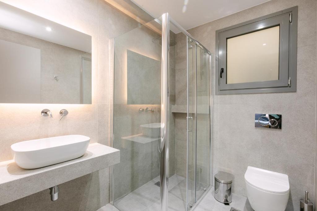 11 Reasons Why Metaxourgeio - Resim 33