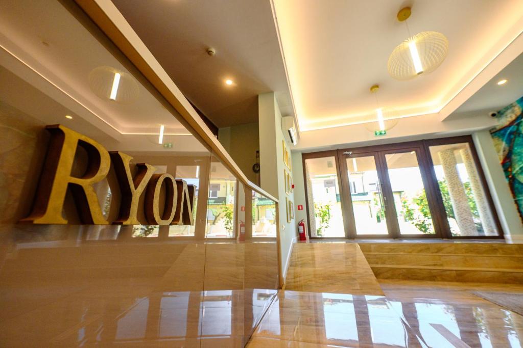 Fotografie z fotogalerie ubytování Hotel Ryon v destinaci Mamaia Nord – Năvodari