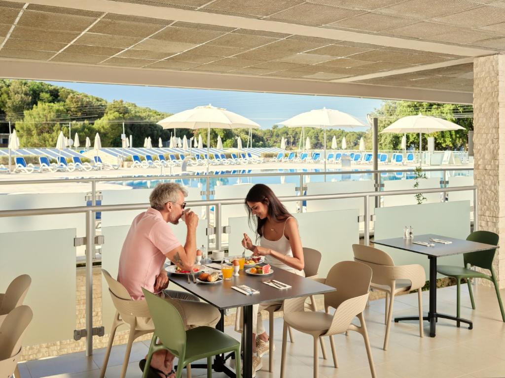 Gäste, die in der Unterkunft Maistra Select Petalon Resort übernachten