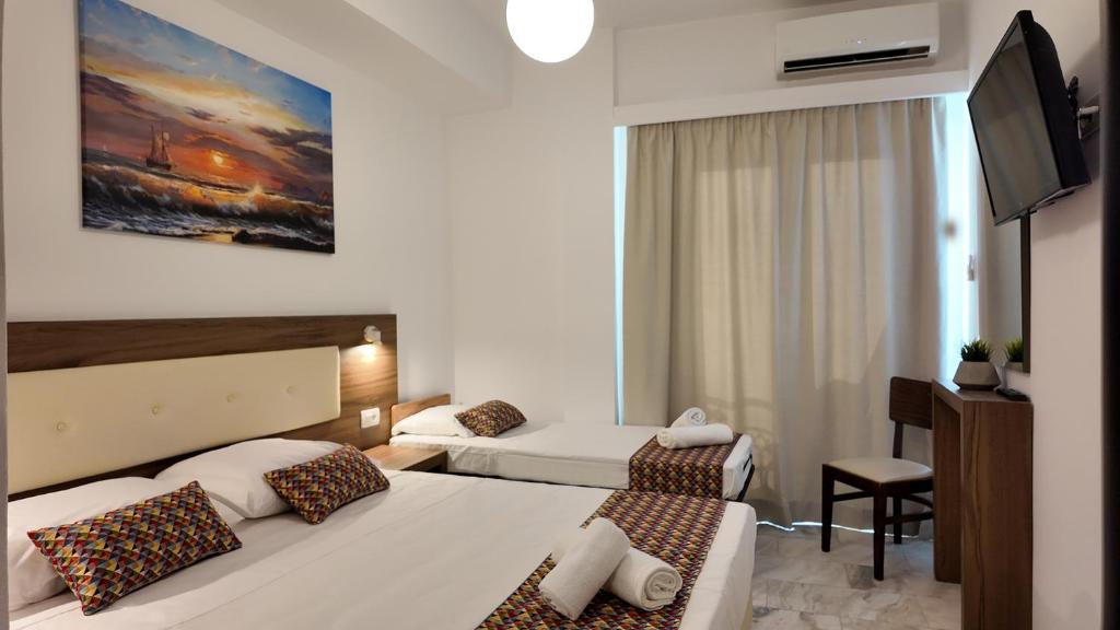 
Triple Room with City View
