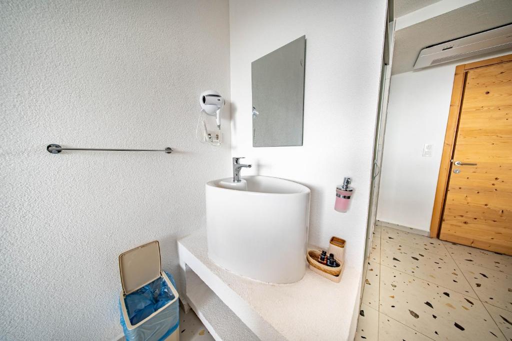 Koupelna v ubytování Thanos Hotel