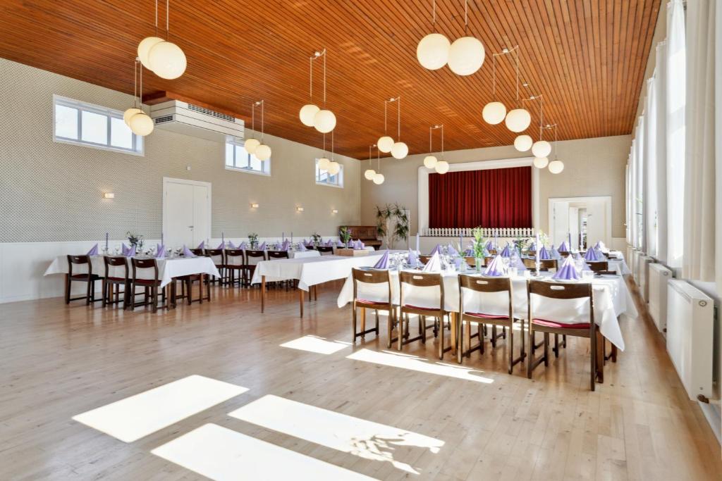 Restaurace v ubytování Gredstedbro Hotel