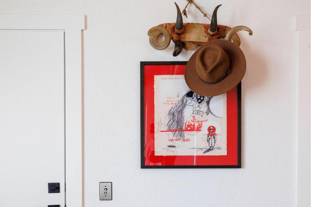 Fotografie z fotogalerie ubytování Retreat Suite at Iconic Property v destinaci Marfa