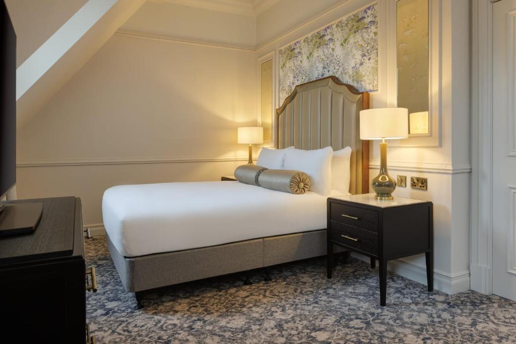 The Caledonian Edinburgh, Curio Collection by Hilton - 