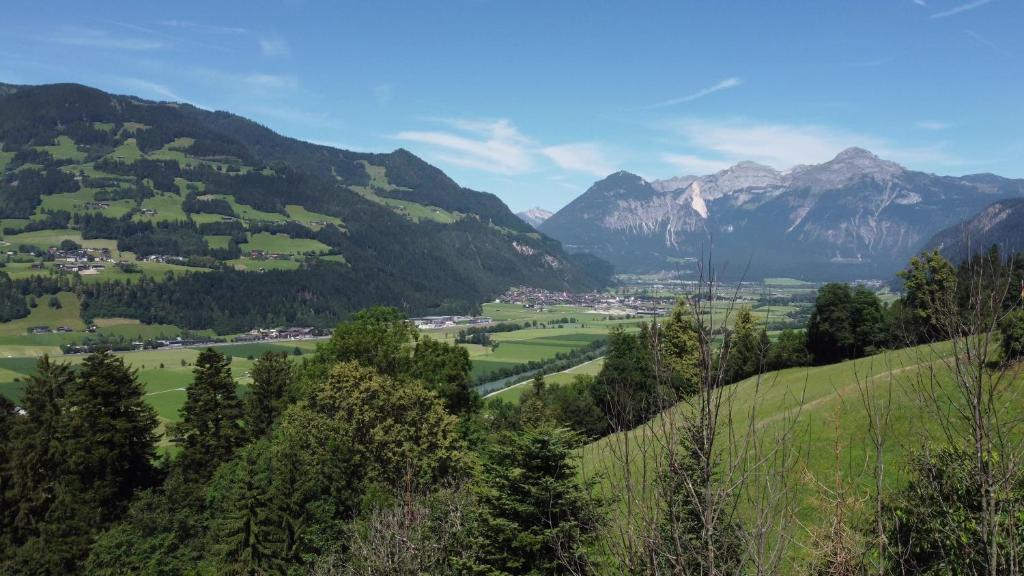 Seven Reasons / Panorama View - 14