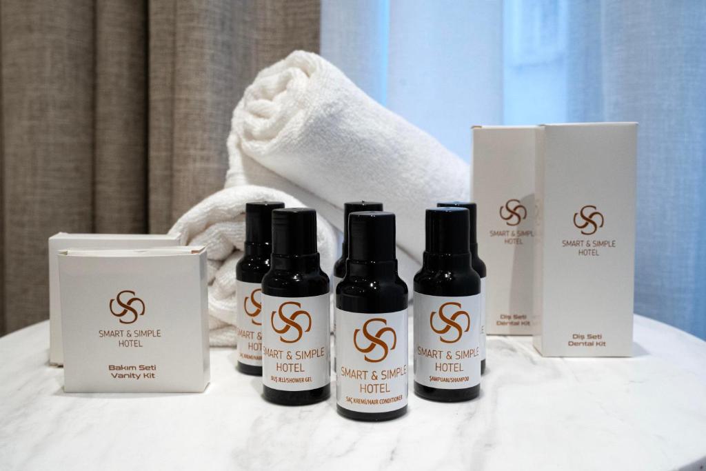 Smart and Simple Hotel Karakoy - 7