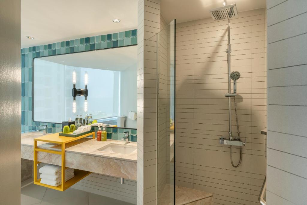 Holiday Inn Pattaya by IHG - Resim 6