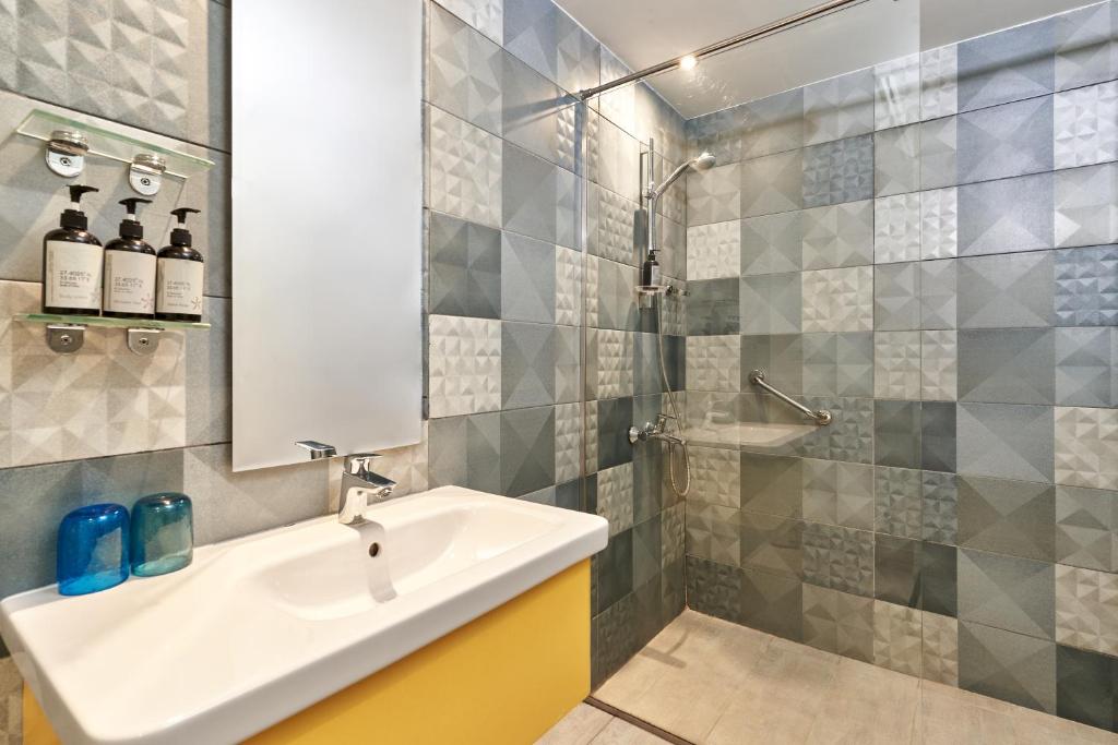 Turtle's Inn Hotel - 10