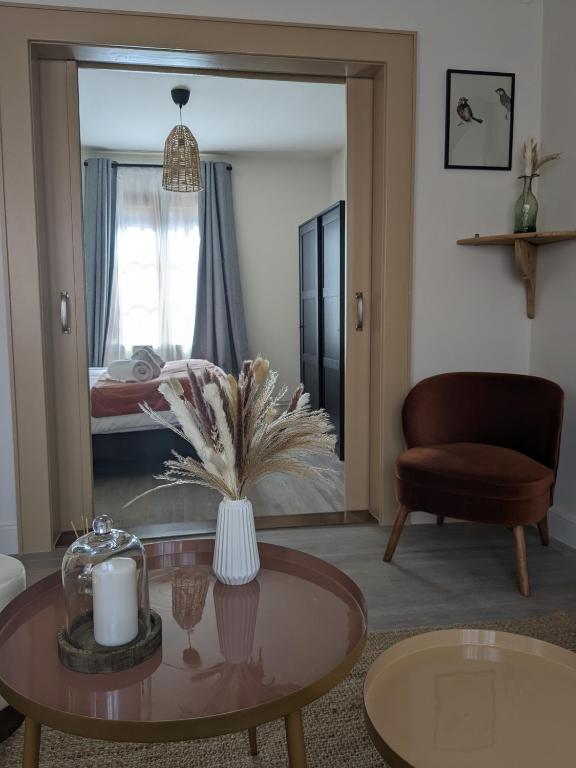 La Maison des Potiers avec Terrasse et Parking – photo 21