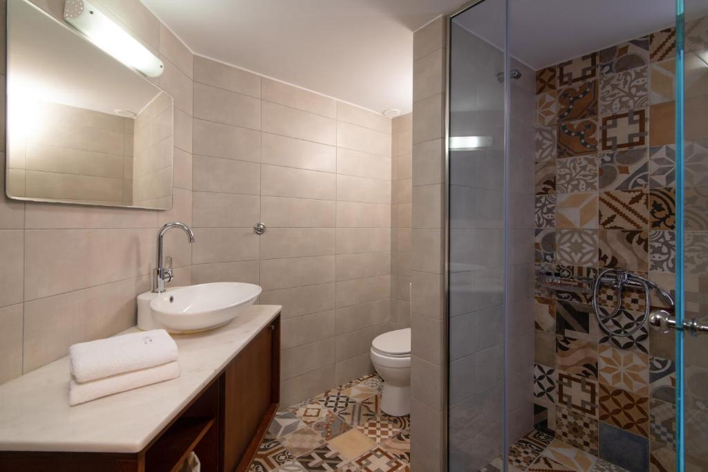 The Central Boutique Apartments - 8