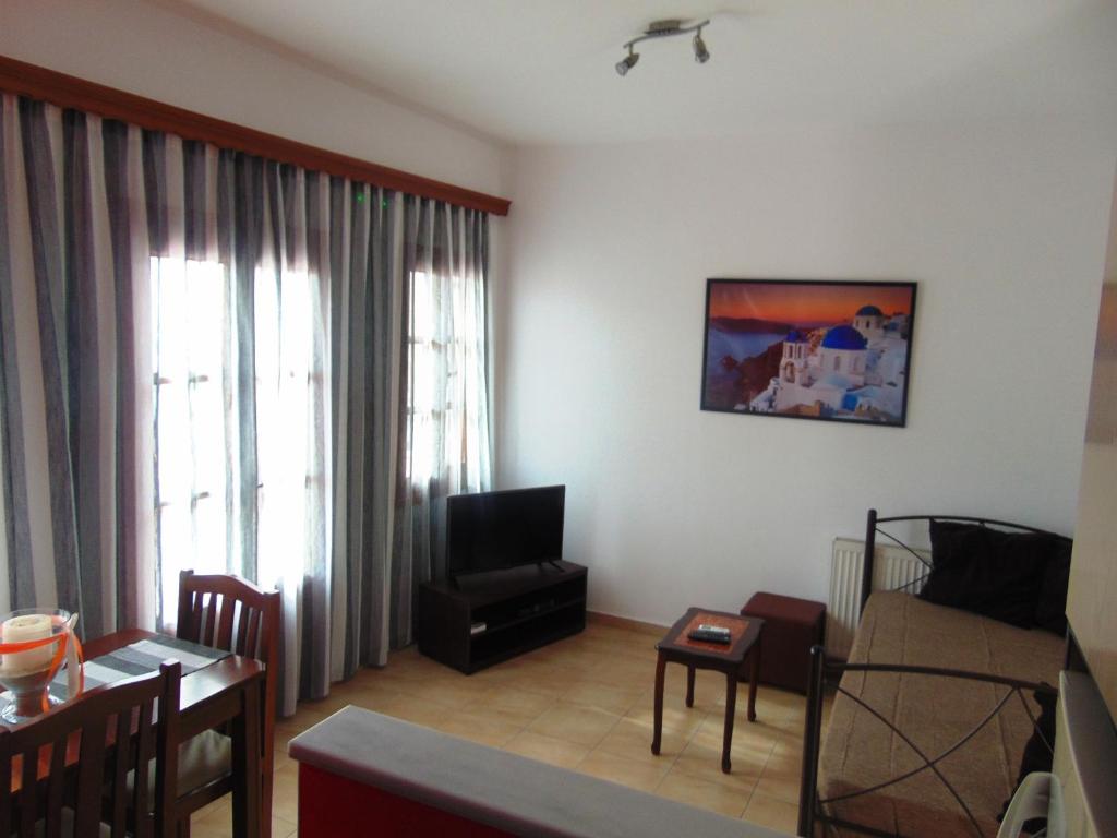 Lefteris Houses - One-Bedroom Apartment