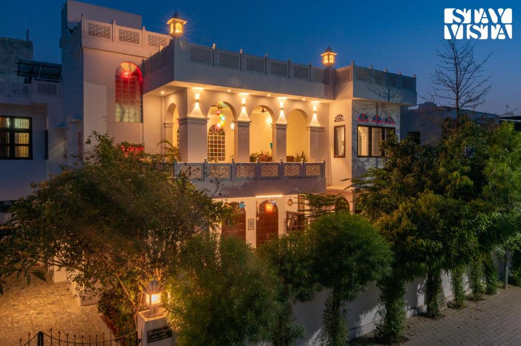 Το κτήριο όπου στεγάζεται  η βίλα