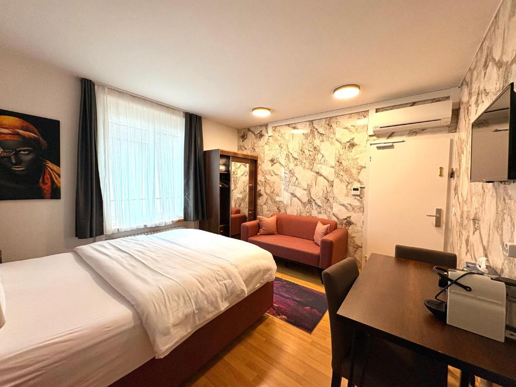 Akomo Bern - Resim 2