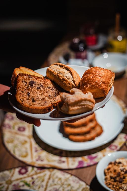 Jedlo v ubytovaní bed & breakfast alebo blízkom okolí