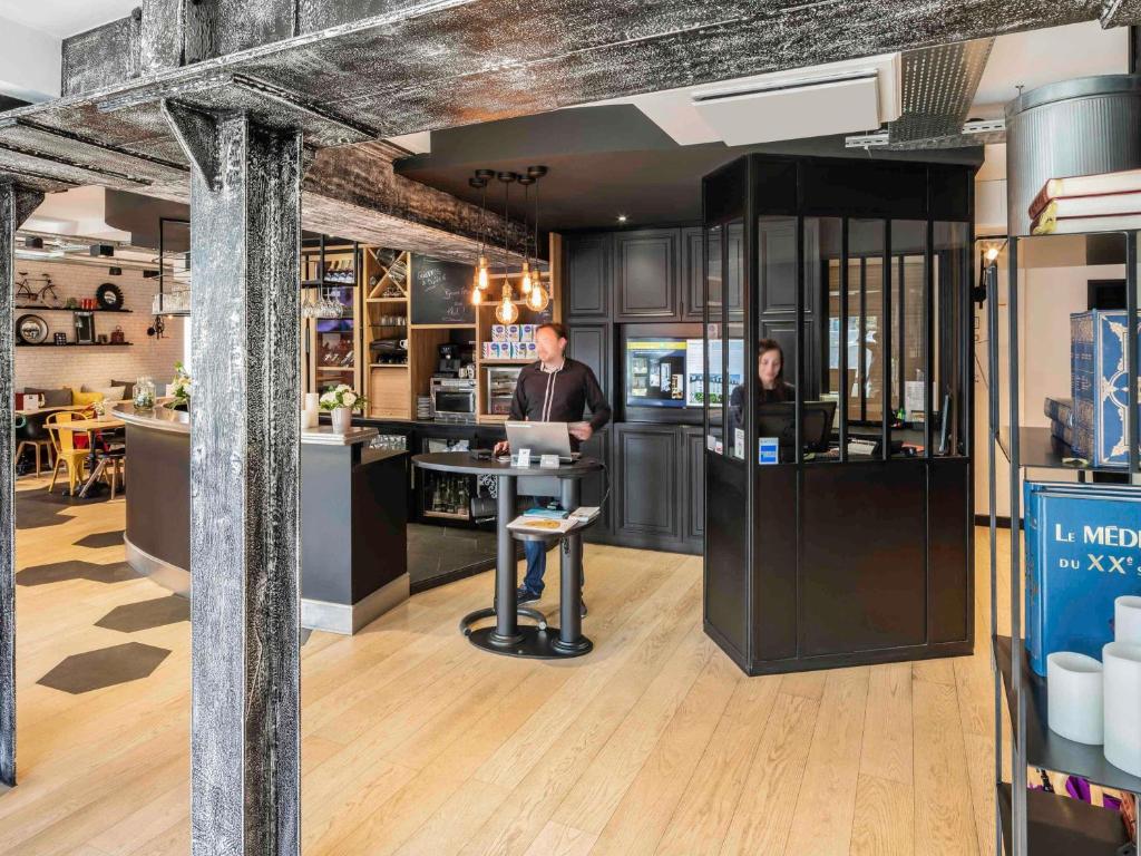 Vstupní hala nebo recepce v ubytování ibis Styles Dinan Centre Ville