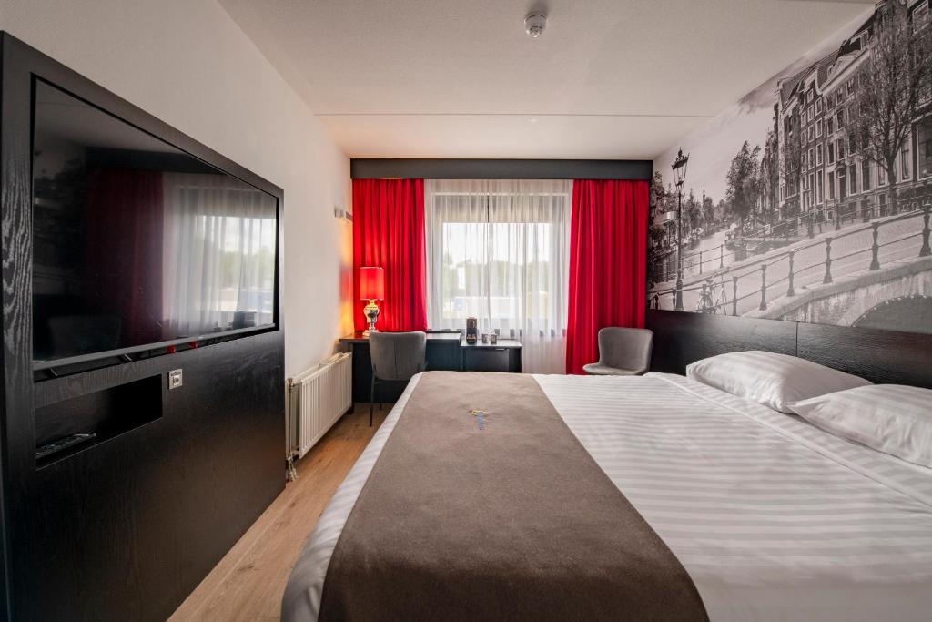 
Comfort King Room
